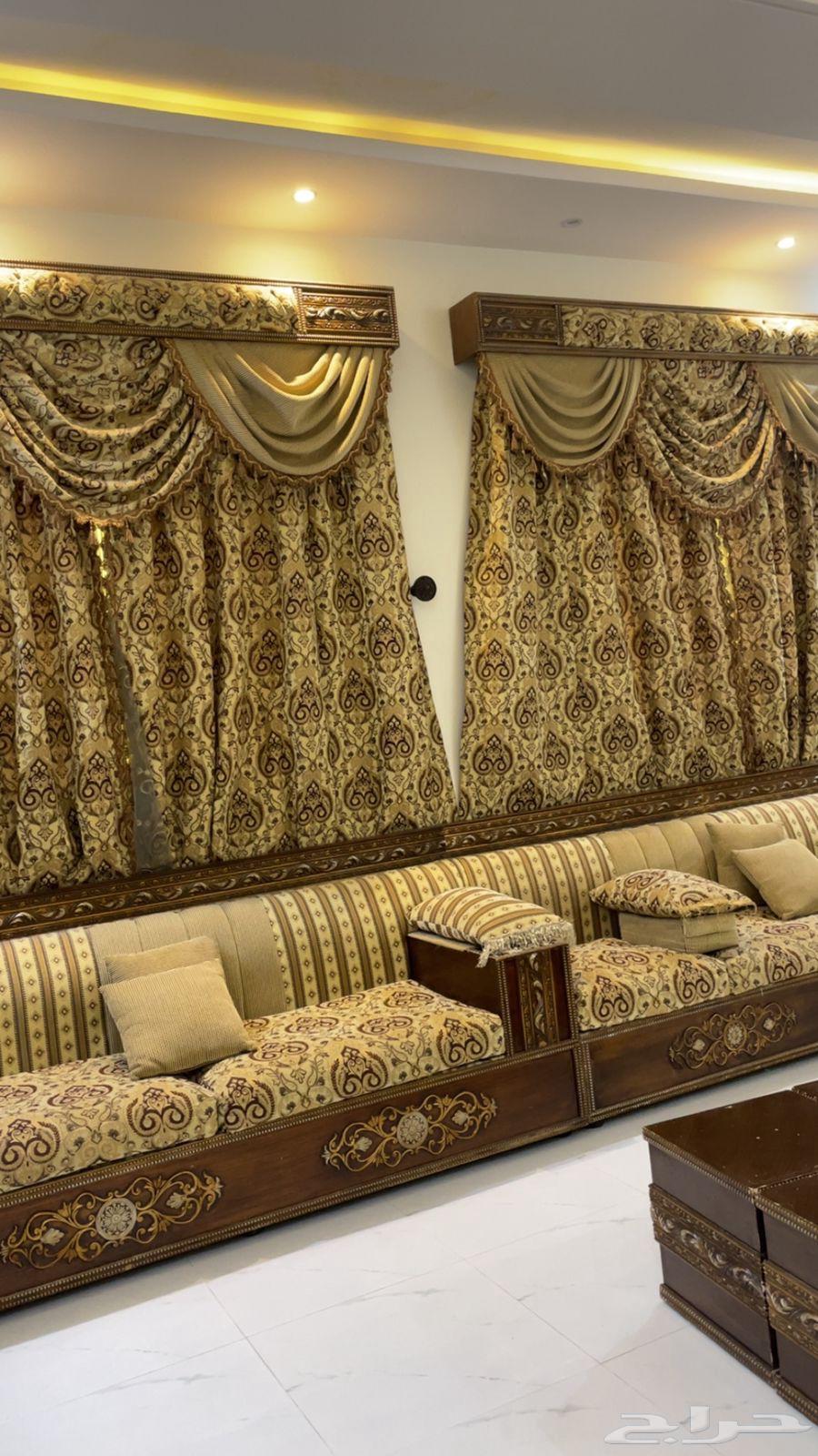 مجلس كنب للبيع64490096163841110