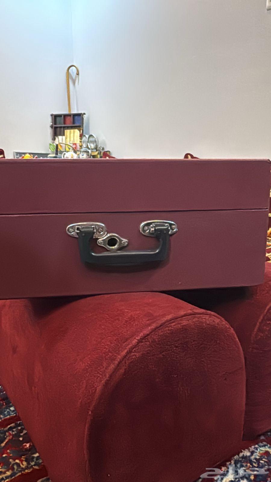 بشتخته قديمه تشتغل بدون بطارية وبدون كهرب64493423719810113