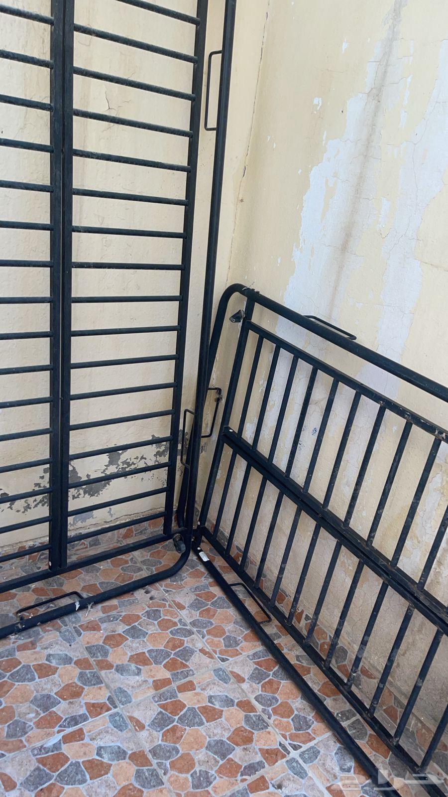 Iron and items64490096138753110