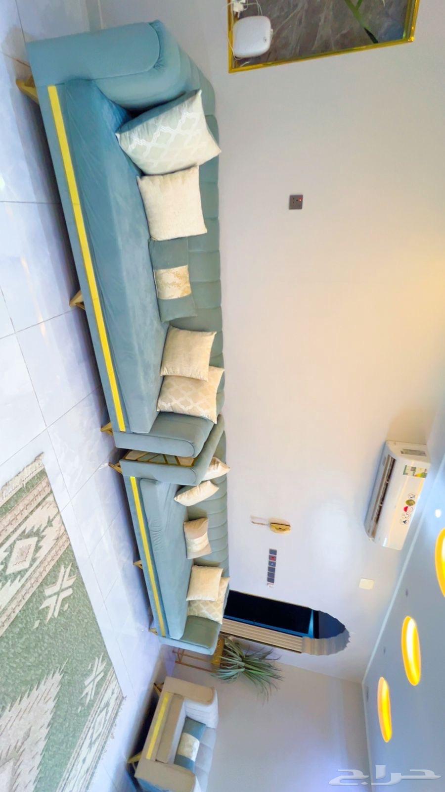 للبيع الكنب كامل شبه جديد64487201260929111