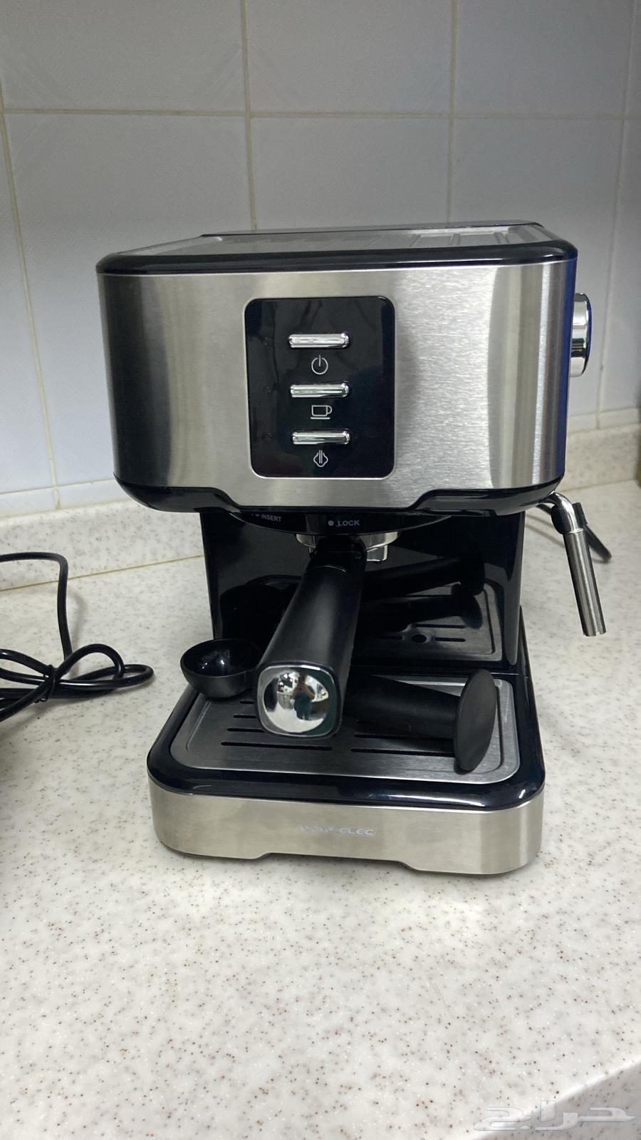 ماكينة صنع قهوة اسبريسو وتبخير حليب64488408231043110