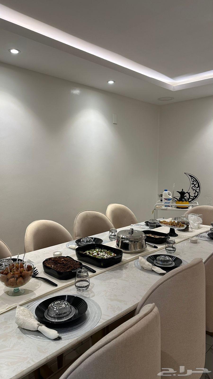 Dining table with 12 chairs64419481602177113