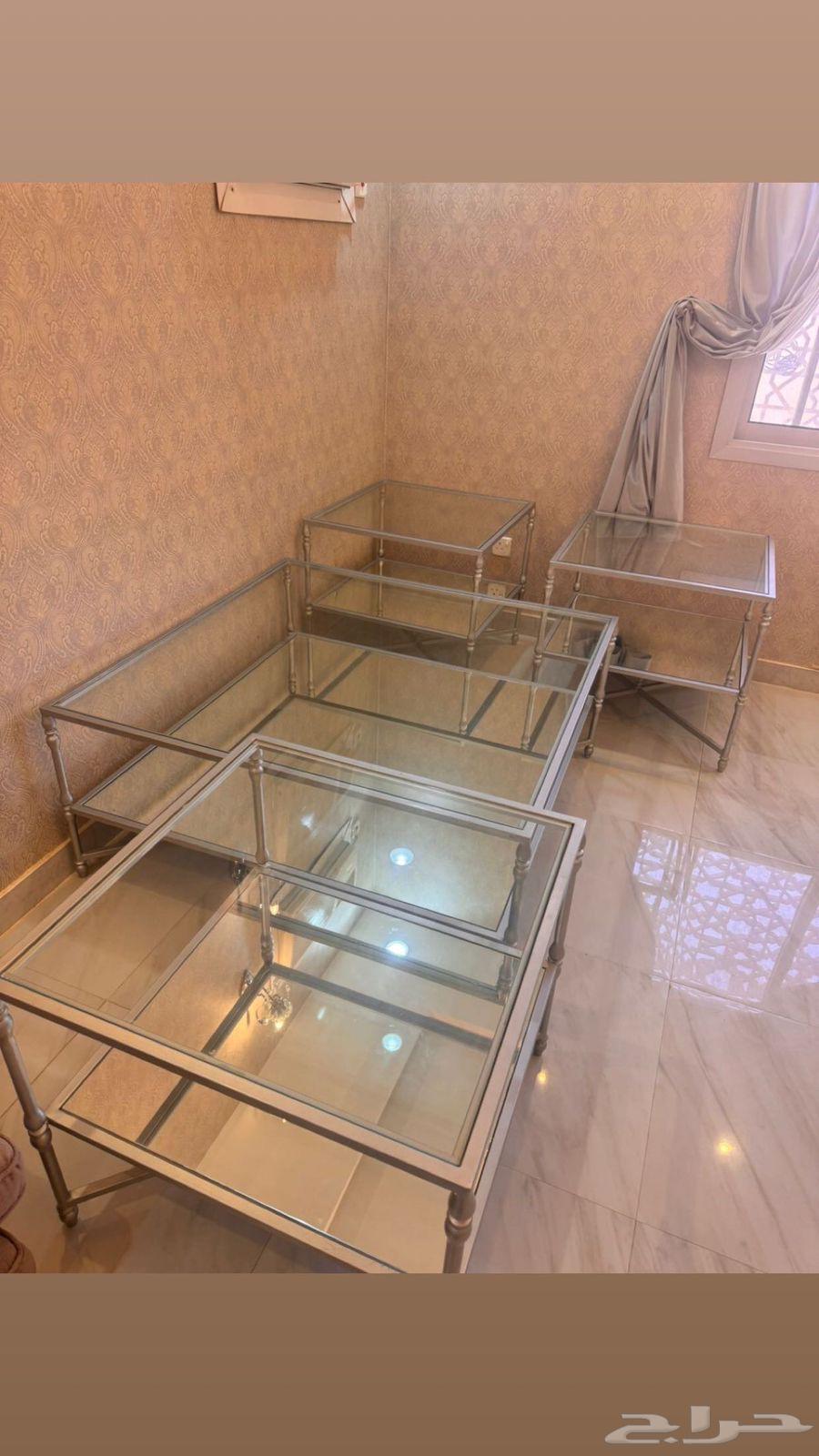 Tables64493327497987111