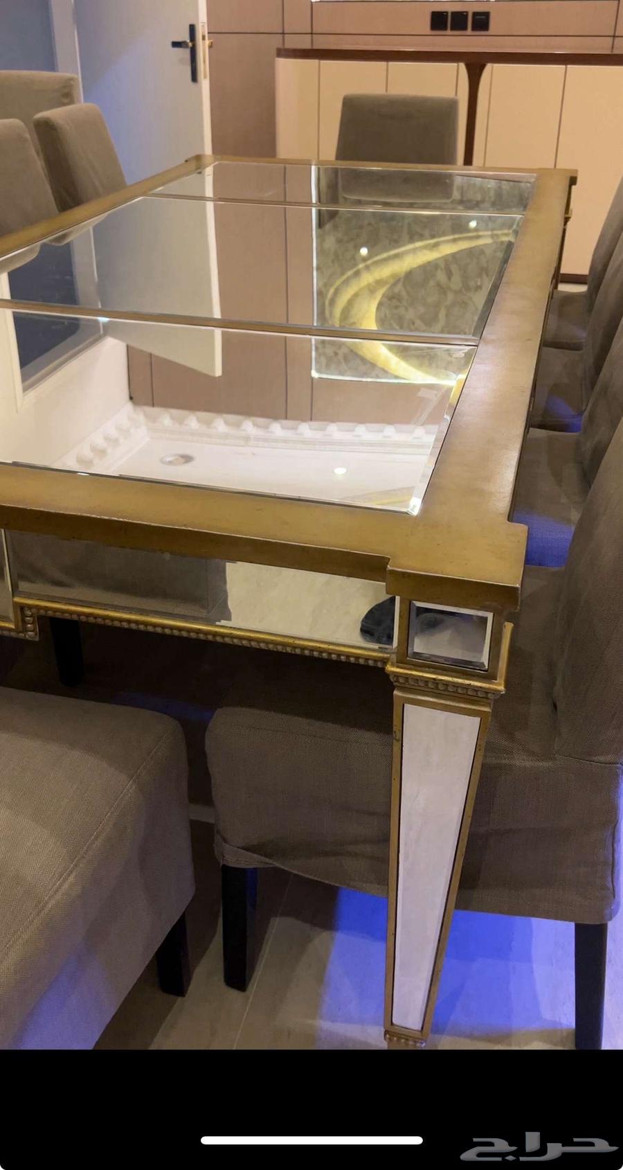 طاولة طعام كبيره بكراسيها64494680744067112