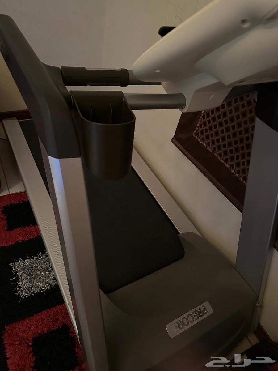 سير كهربائي Precor 9.33 Treadmill64492785813889112