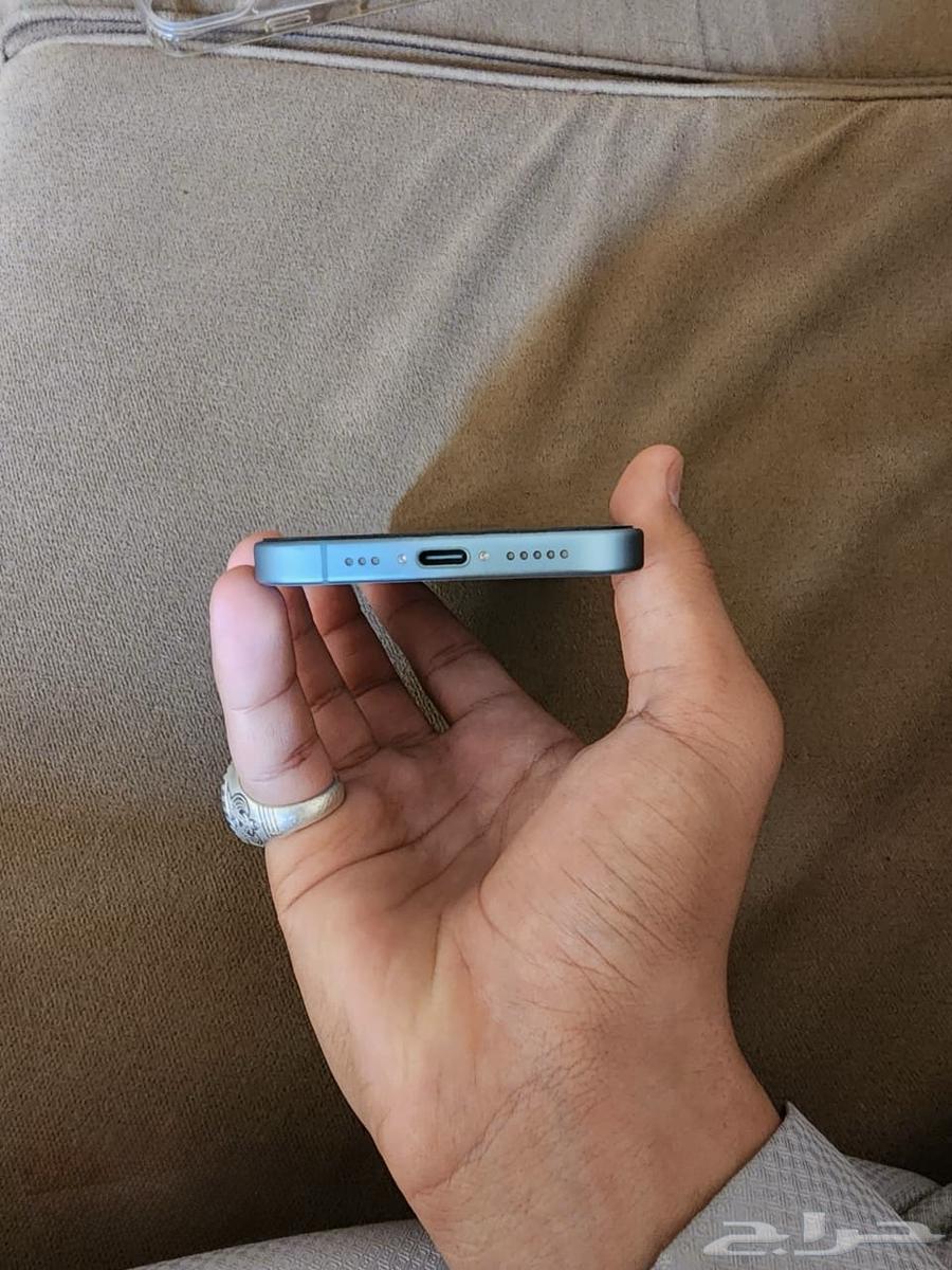 آيفون 16 تركوازي نضيييف64493614483459114