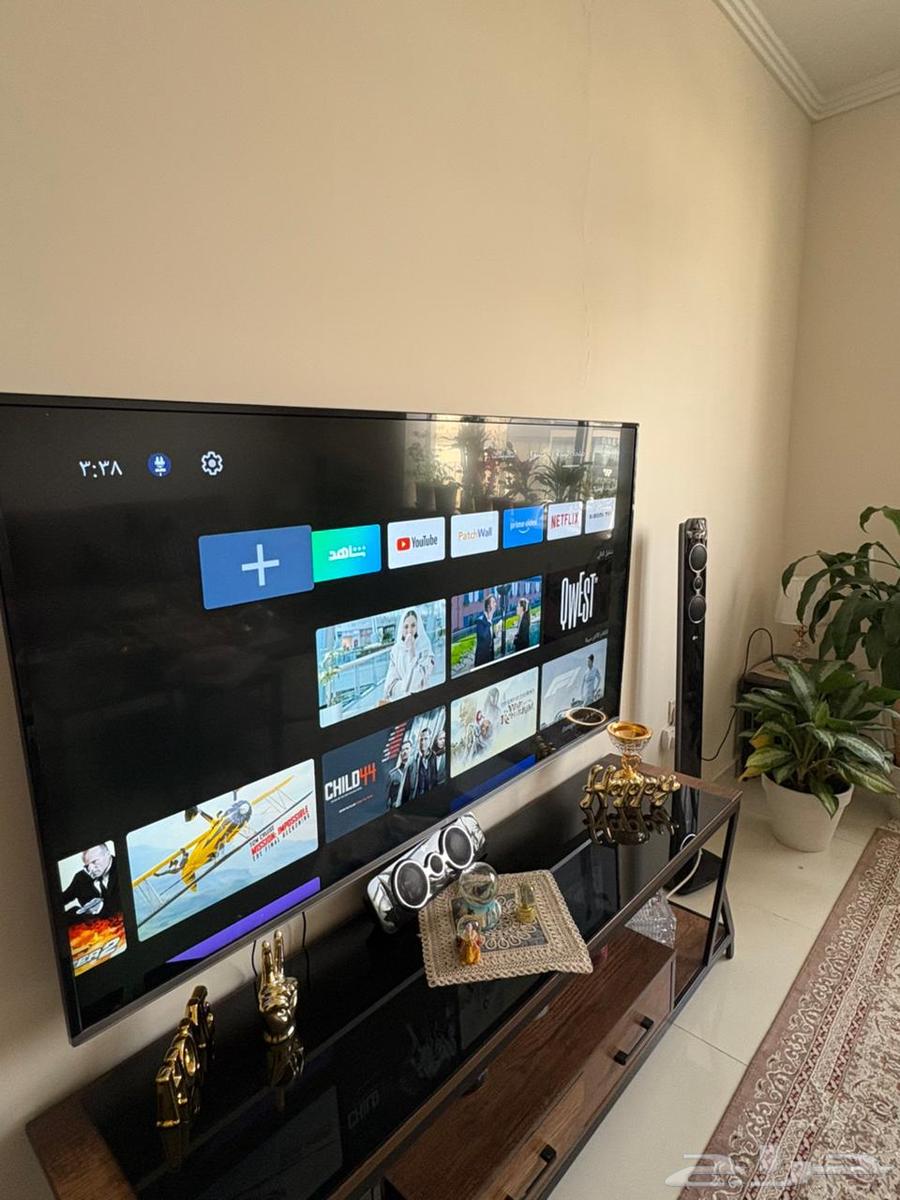 تلفزون و طقم سماعات (البيع مستعجل )64492813159555110