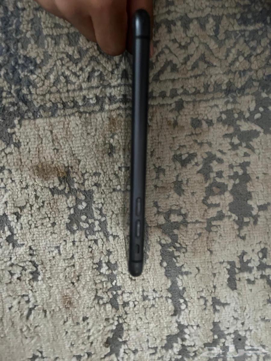 ايفون 11 البطاريه 80 الذاكره64 قيقا اخو الجديد لايوجد اي خد64490358181122111