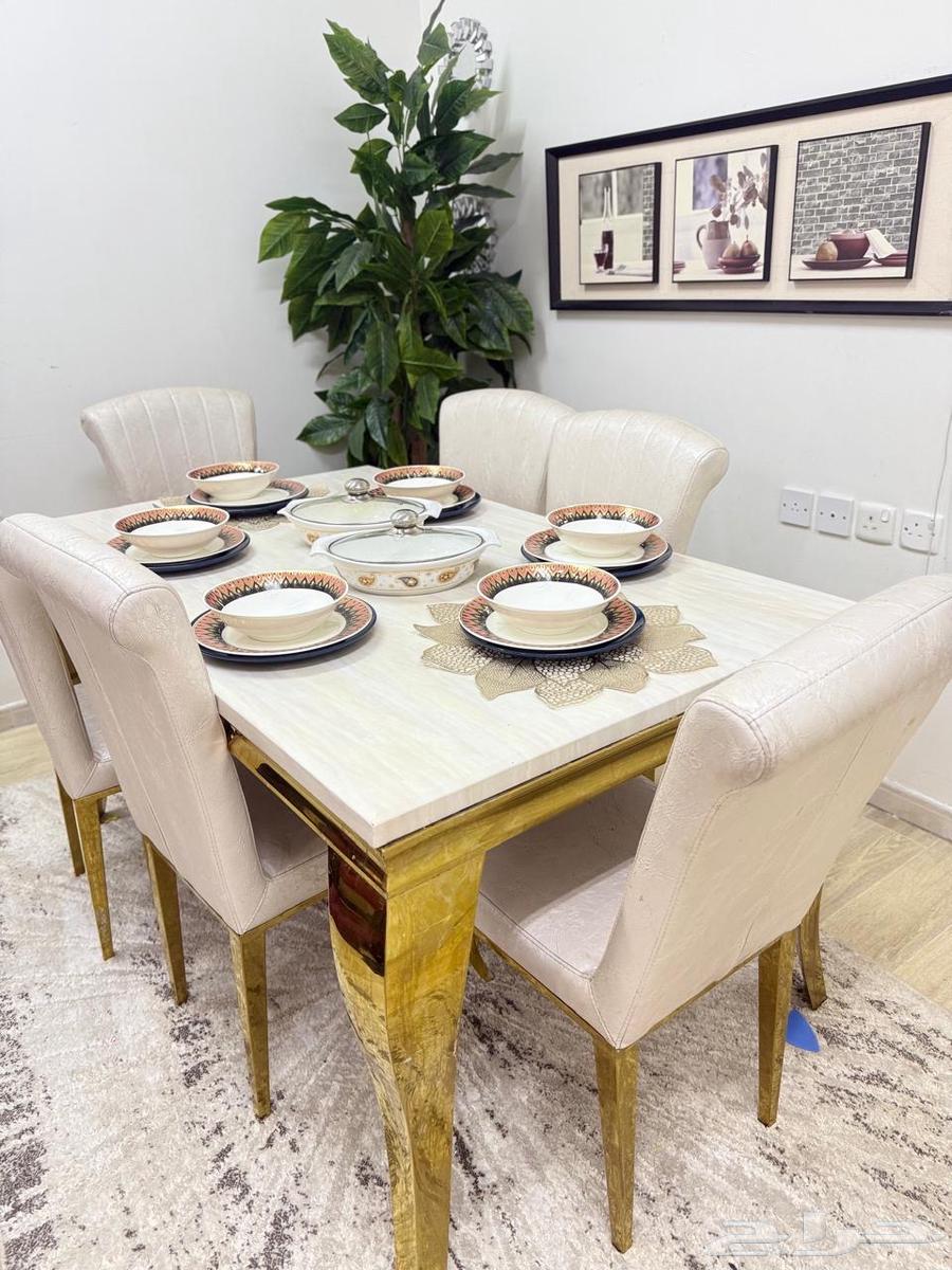 طاولة طعام للبيع64493096827266112