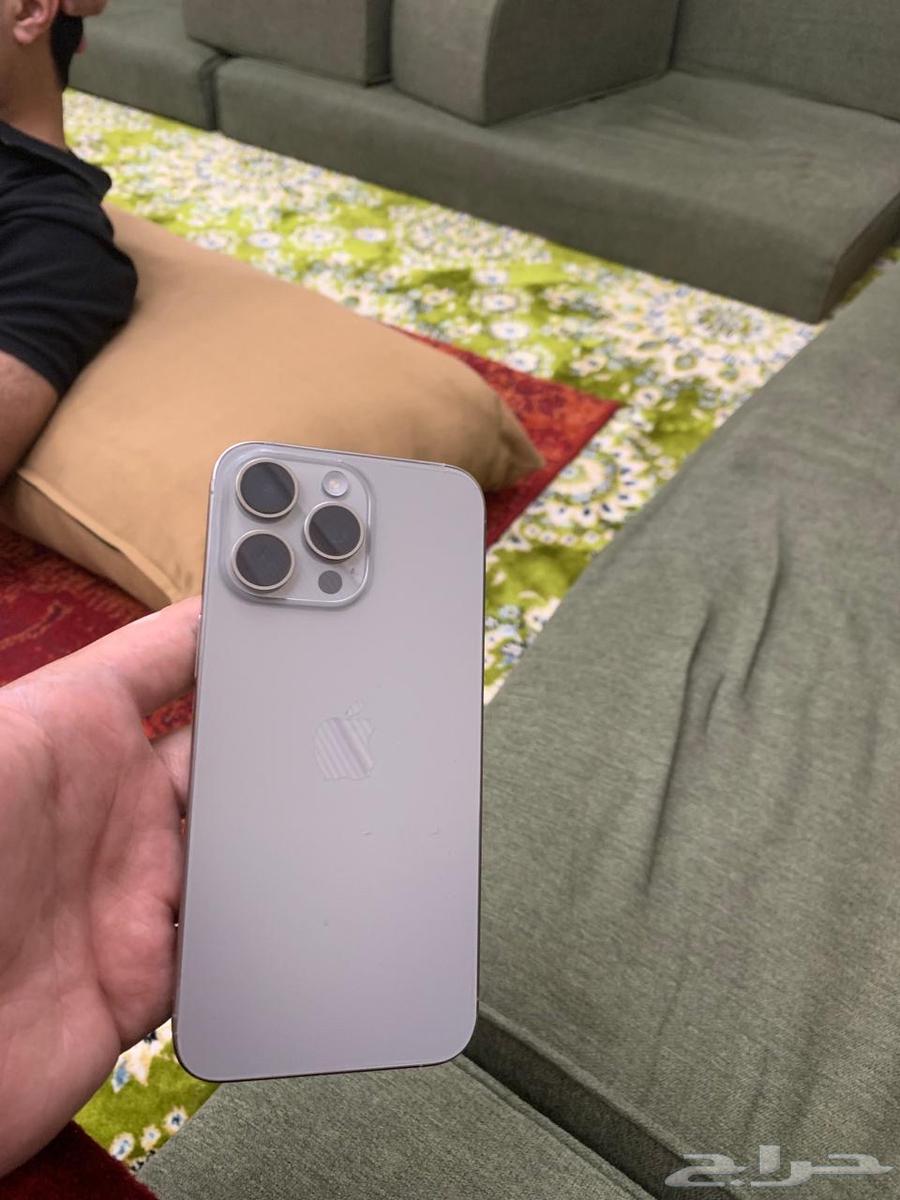 آيفون 15 برو ماكس 256 جيجابايت بدون خدوش مع العلبة و88٪ من البطارية64489875306627110