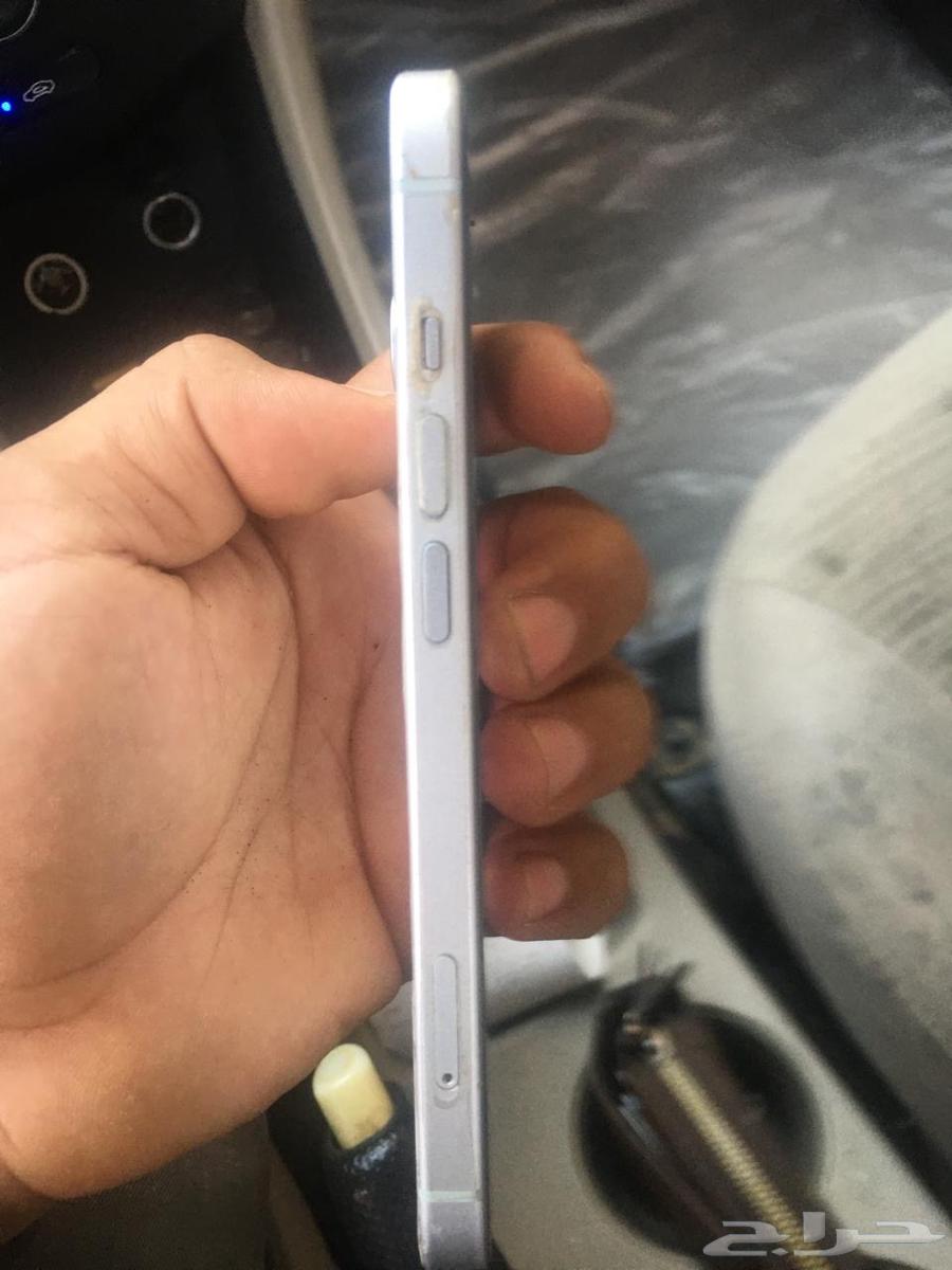 iPhone 1564474267984259112