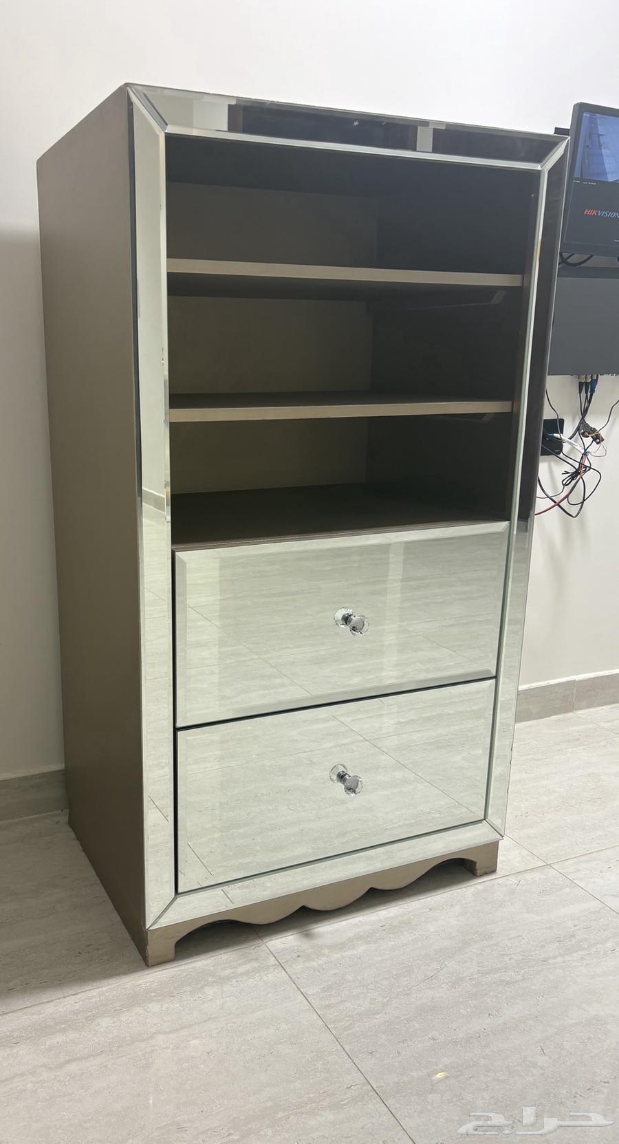 طاوله او مدخل للبيع64490551220867110