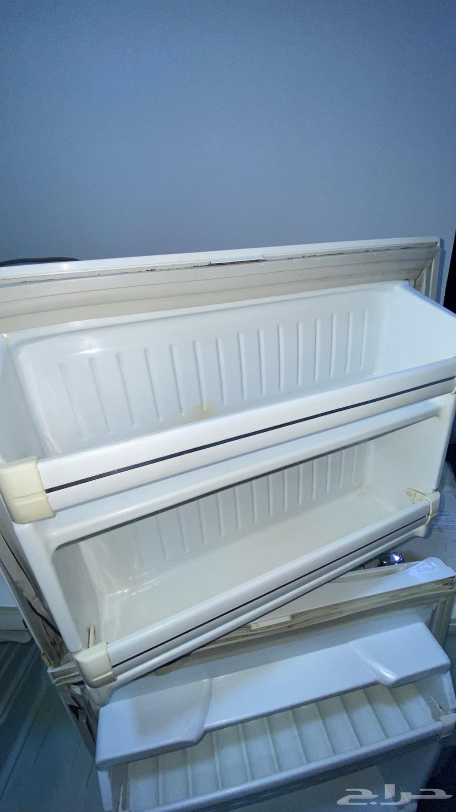 ثلاجة كبيره للبيع64501952312067112