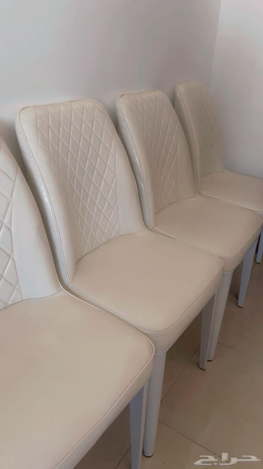 Chairs Tables Sofas64498048700291110