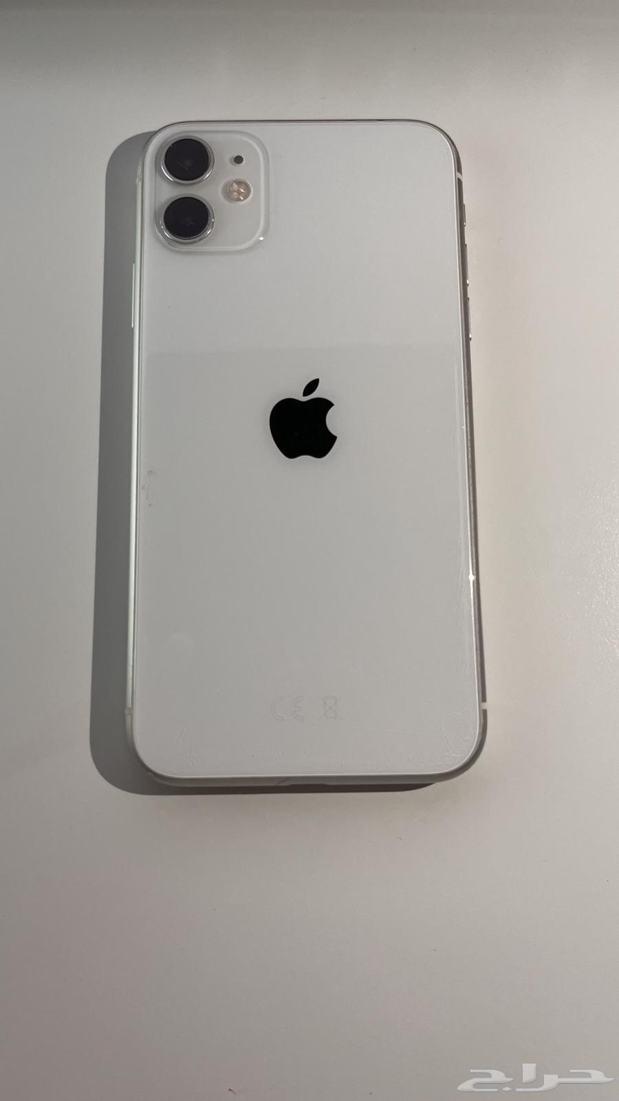 ايفون 11 ابيض 128g64497386100610111