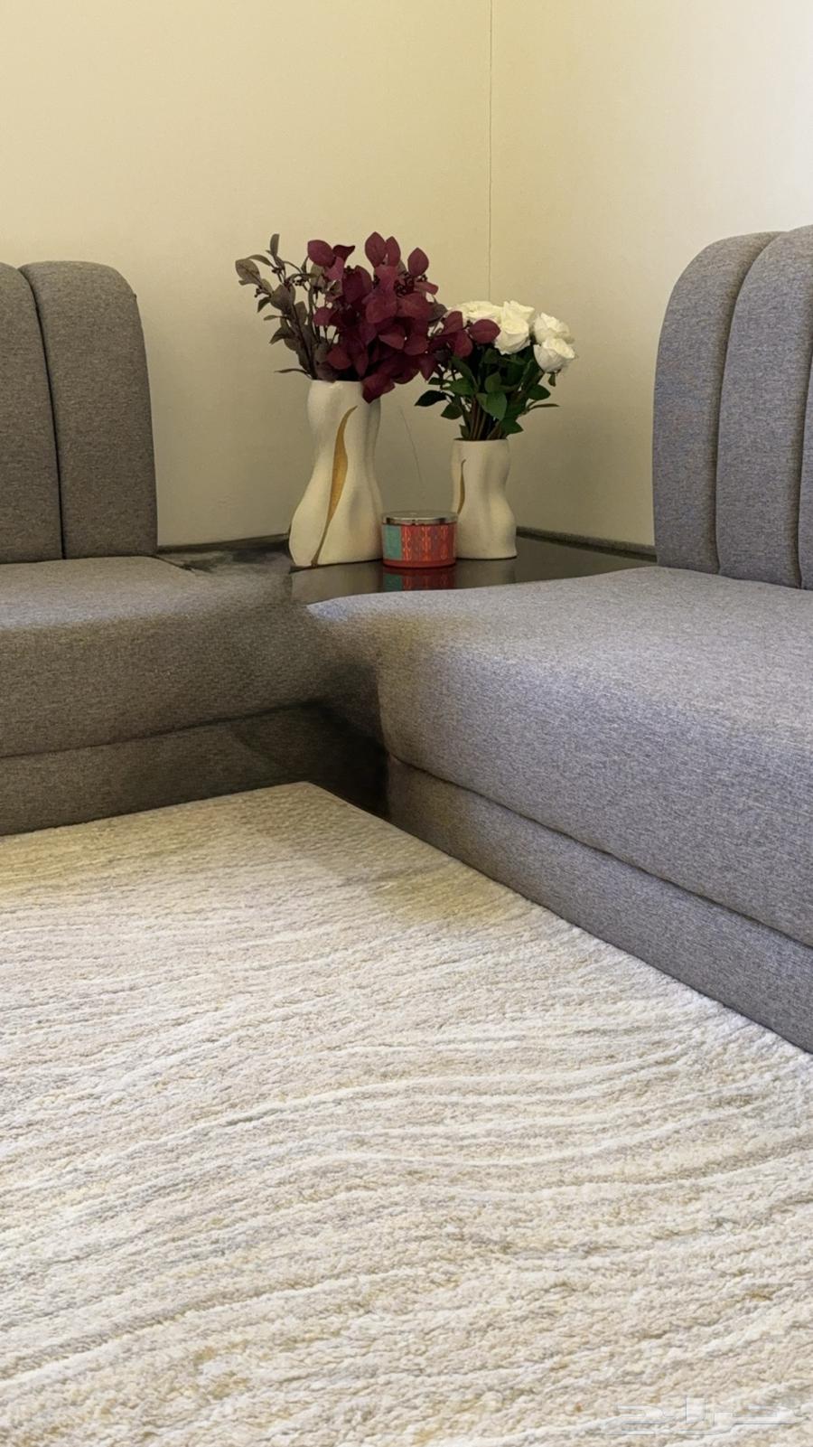 كنب و فرشه للبيع64499021471235110