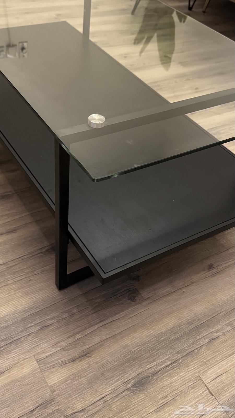 Glass table64497482080129111