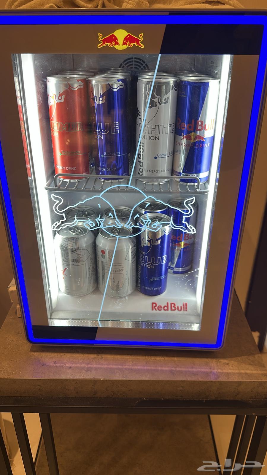 Glowing Red Bull cups at a price you won't find in any bargain or Noon64501952279427111