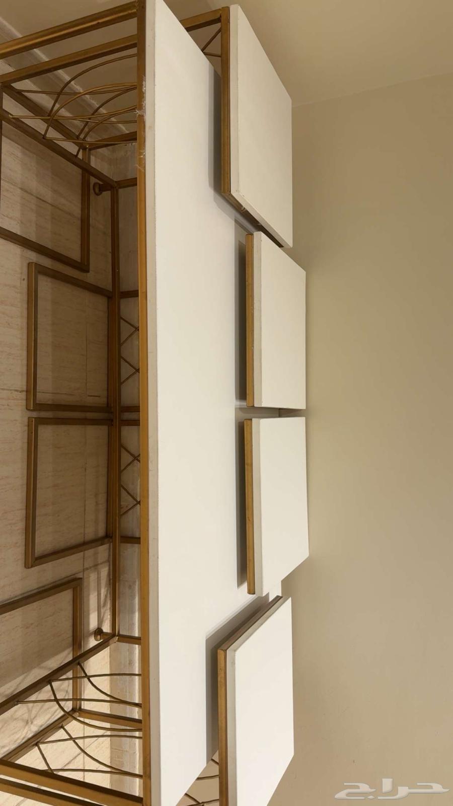 Tables64495693169537112