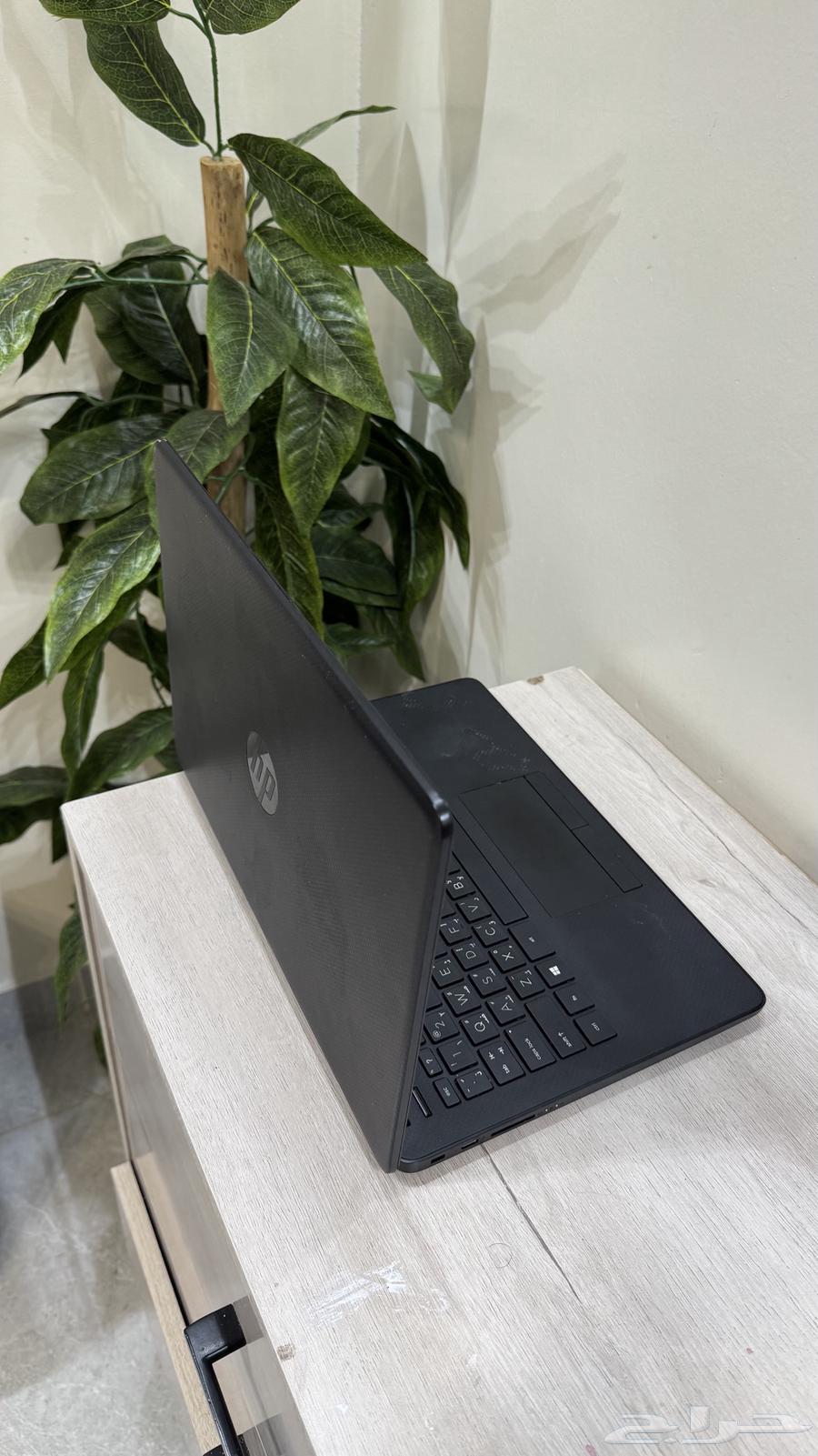 لابتوب رهيب ويناسب الاعمال والدراسة والمصممين64501571717377114