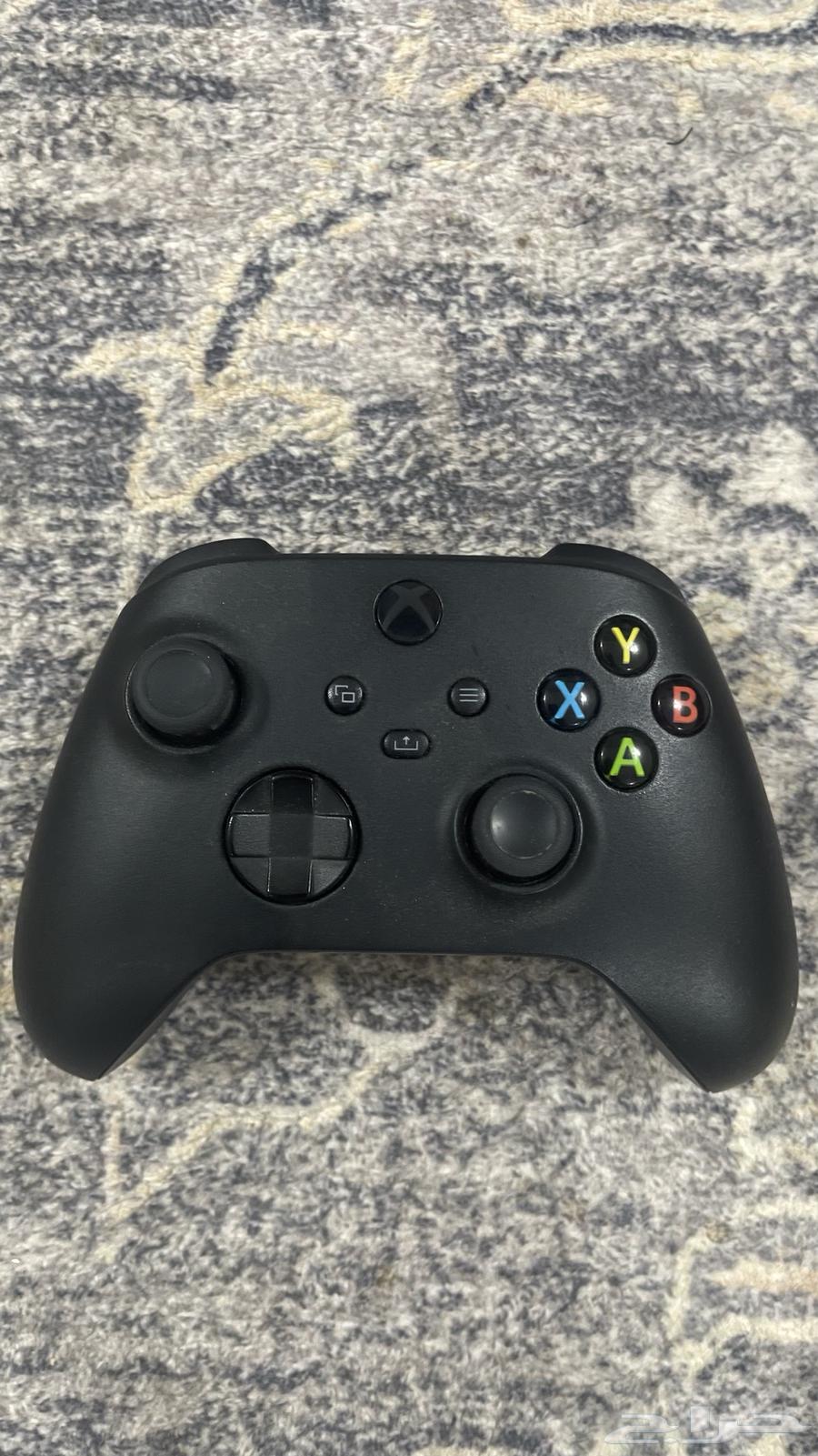 Used Xbox controller, used for one month, purchase date 4-5 months ago64496146207745113