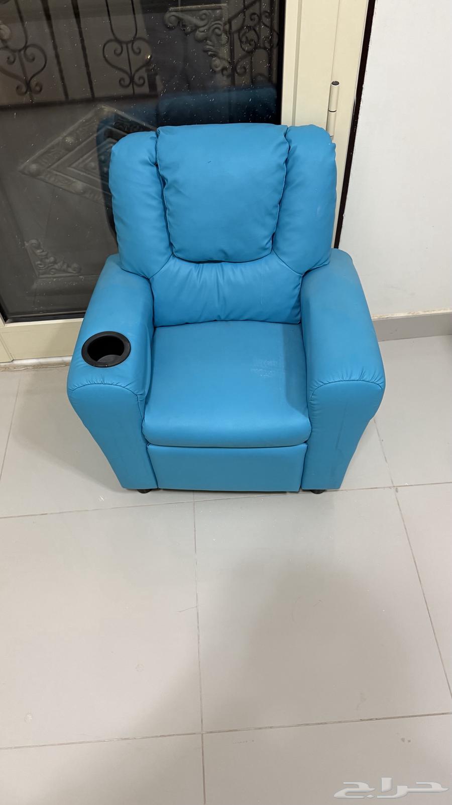 New children's chair, never used, with invoice for confirmation64500685819905113