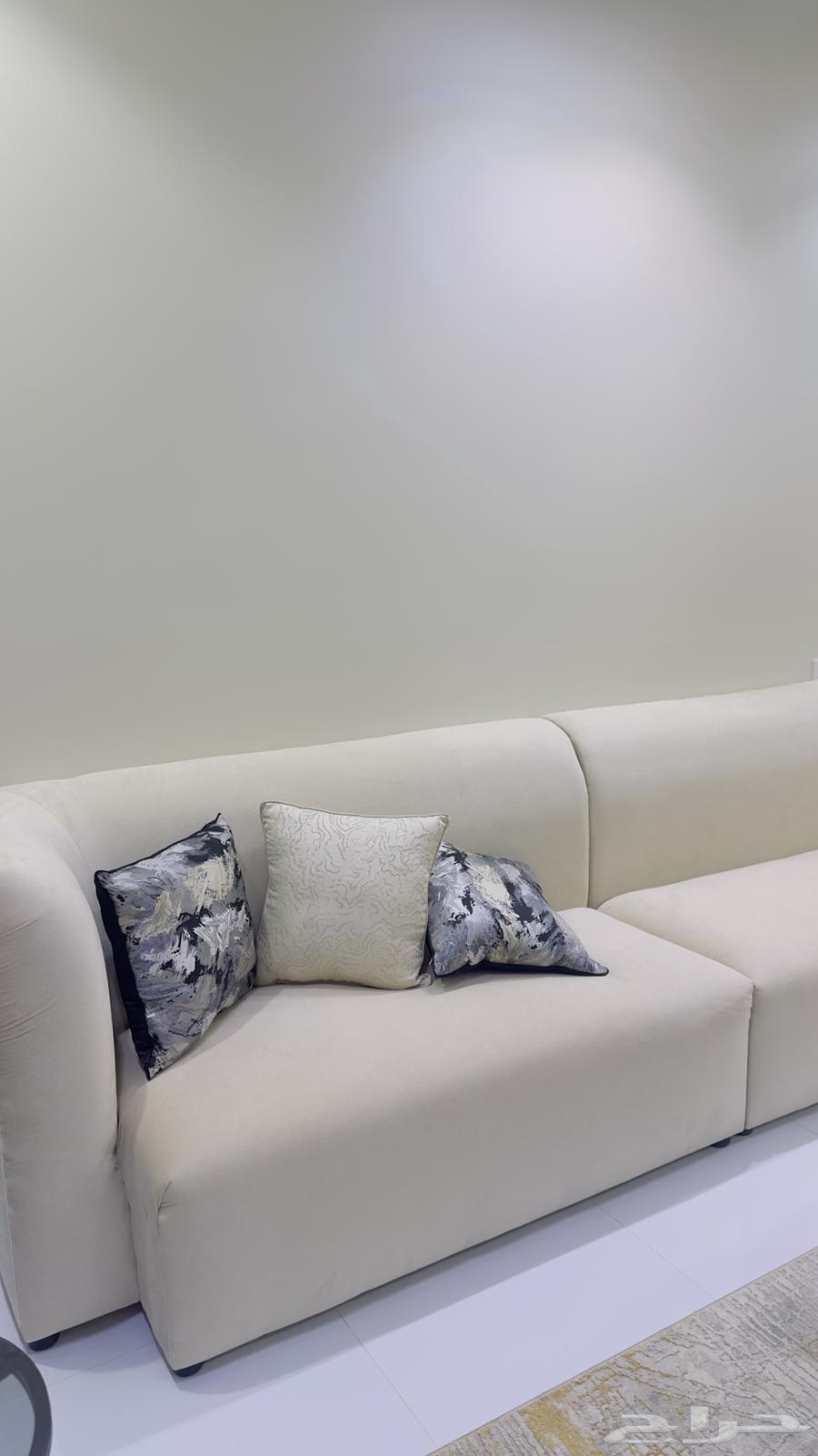 كنب جديد حرف U شبه جديد استخدام نظيف جدا64495543068547112