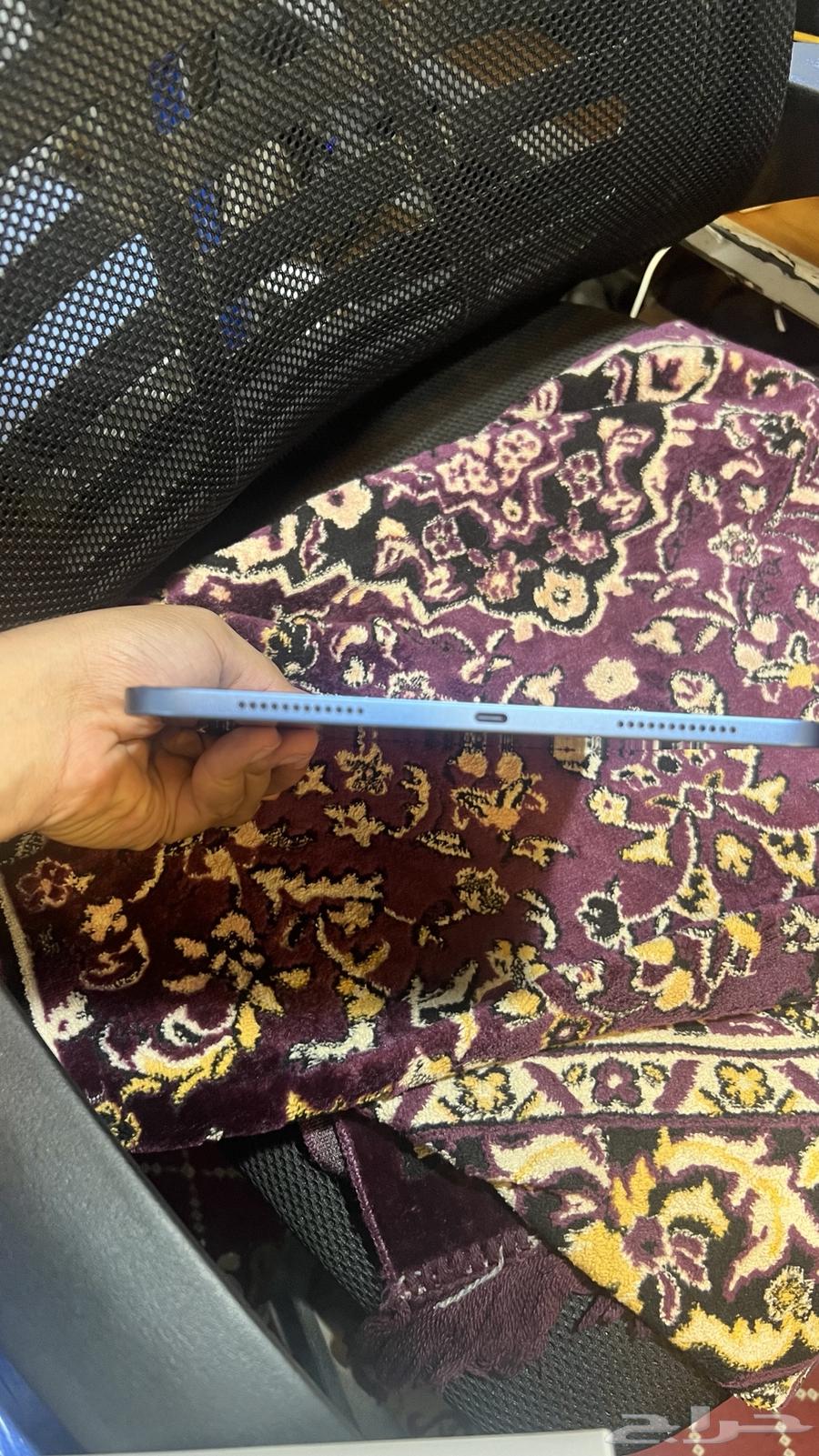 10th generation iPad - 64GB - Blue, clean like new64502377823617113