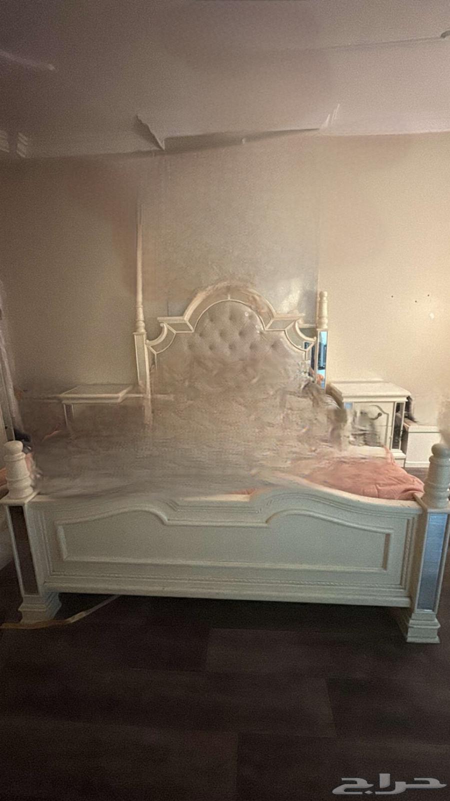 Couple's room for 800, please serious buyers only64497290126850111