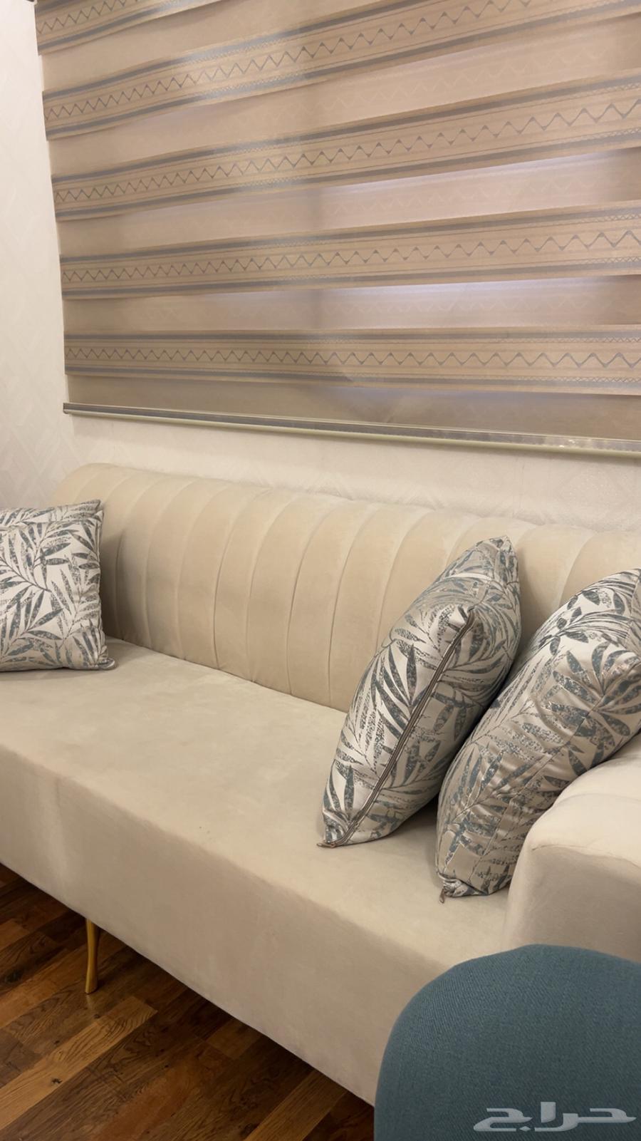 New full set sofa for sale with guest table64498048748547113