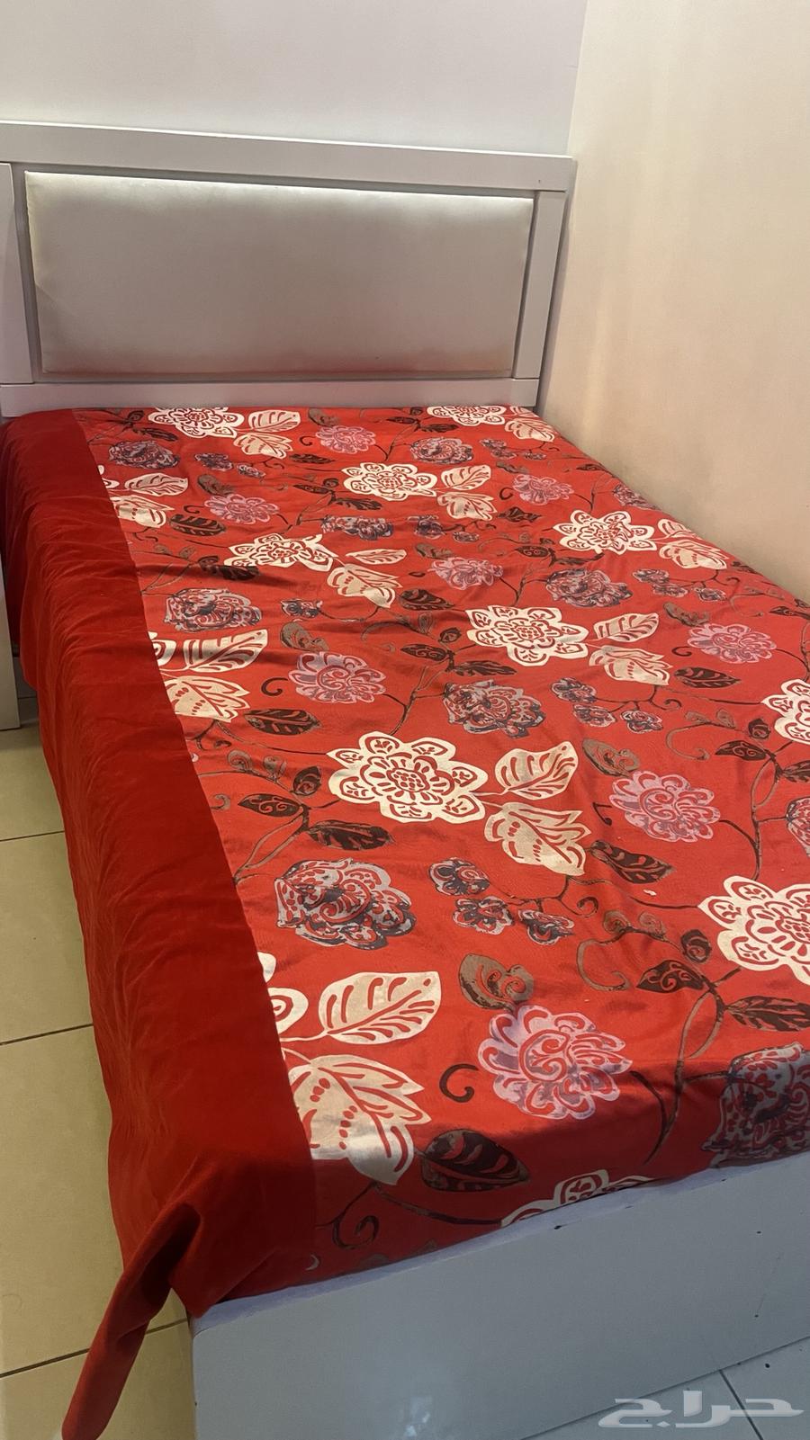 2 سرير نفر ونص الواحد و دولاب 4 أبواب64495734080131111