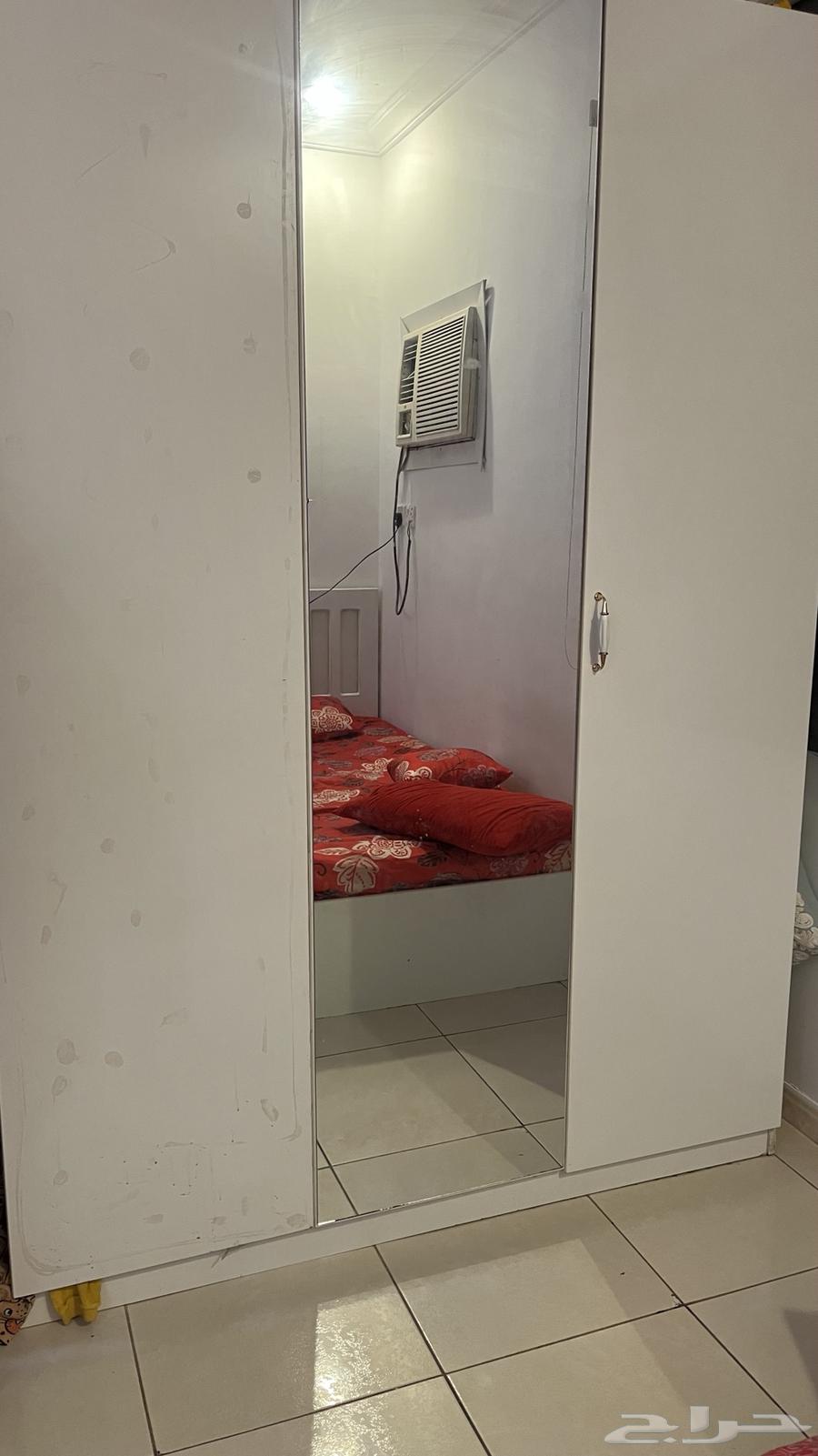 2 سرير نفر ونص الواحد و دولاب 4 أبواب64495734080131112