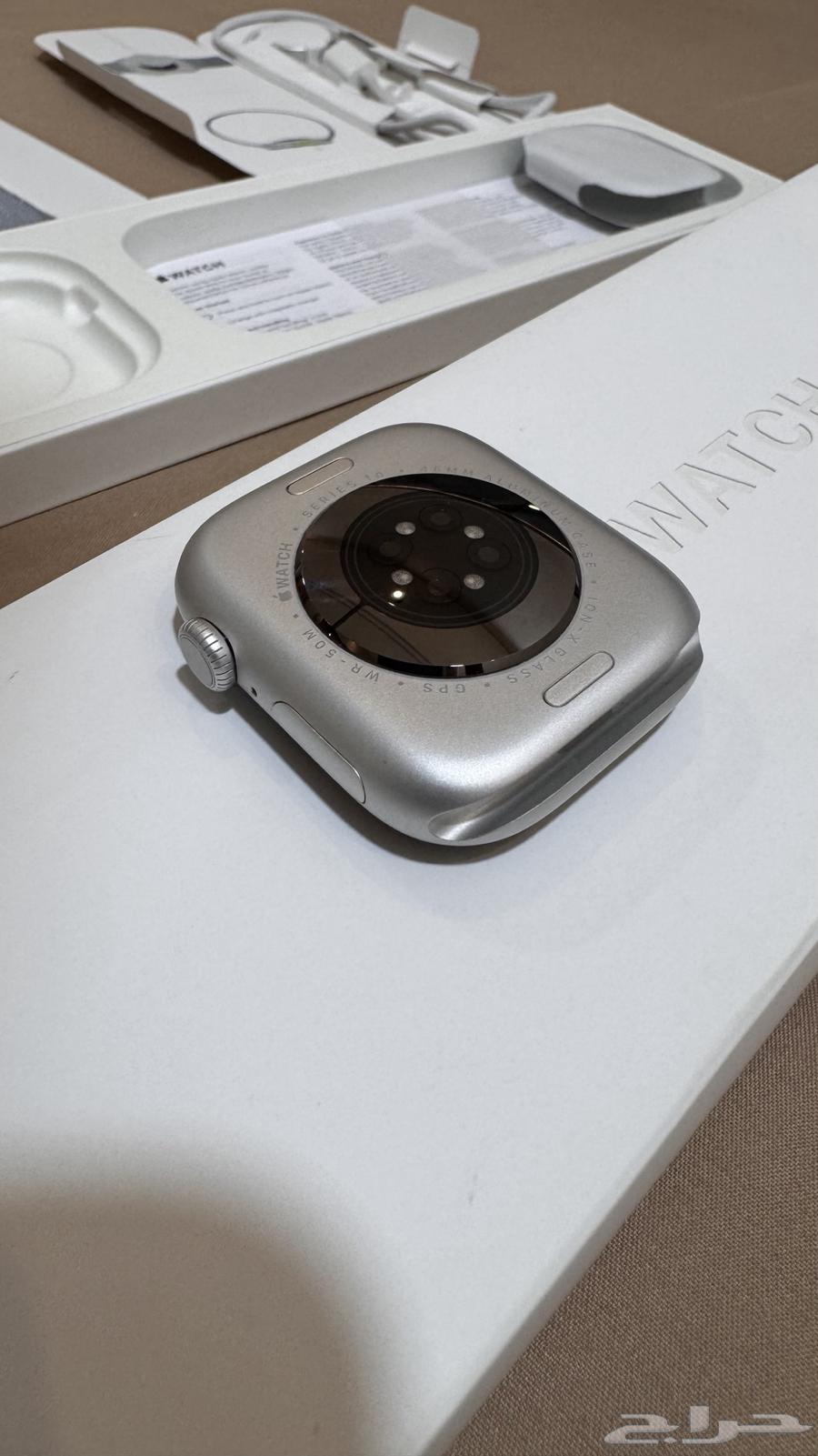 ساعة ابل سيرس 10 شبه جديده  تم البيع الله يبارك له64494897787393112