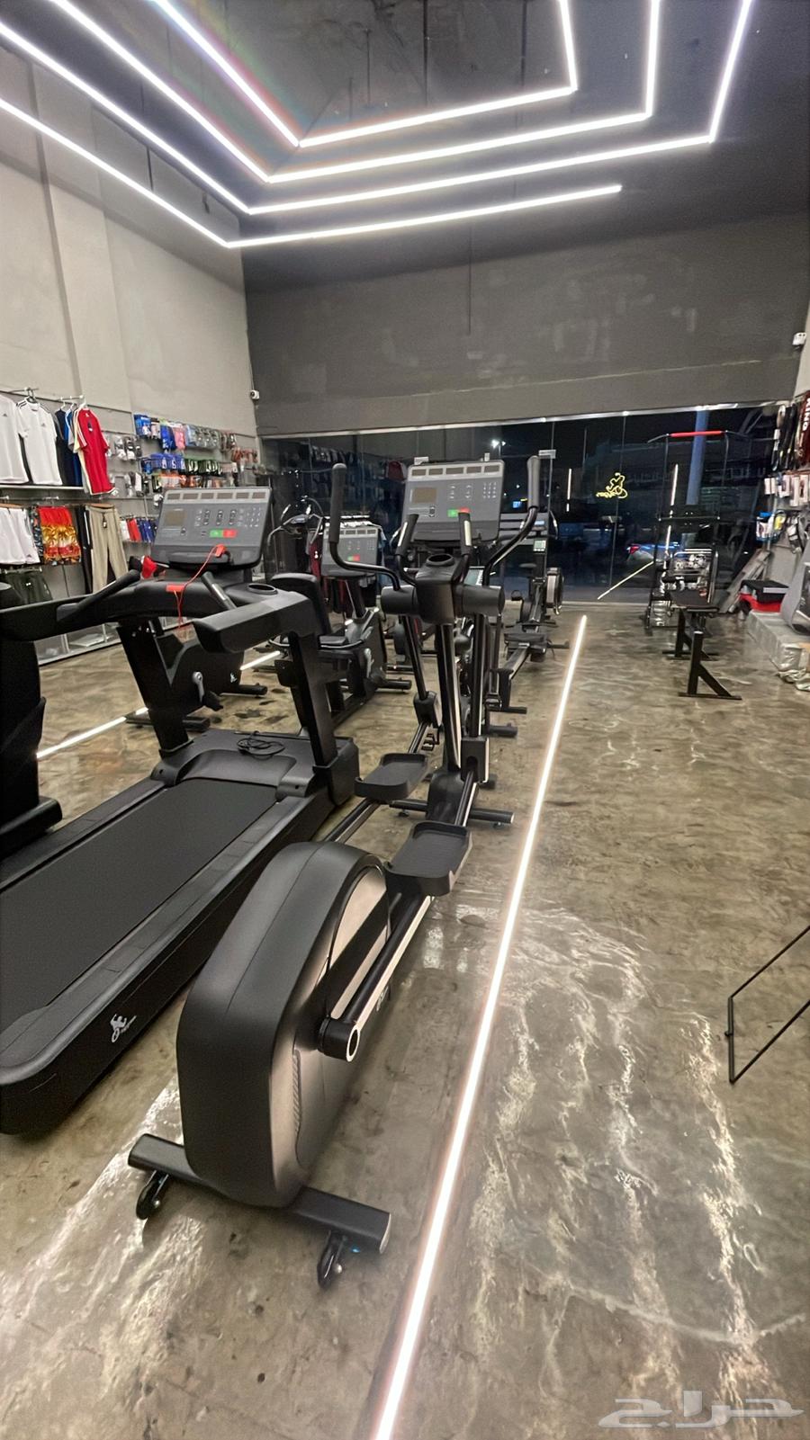 القطيف مقابل سوق الخميس64501967071105114