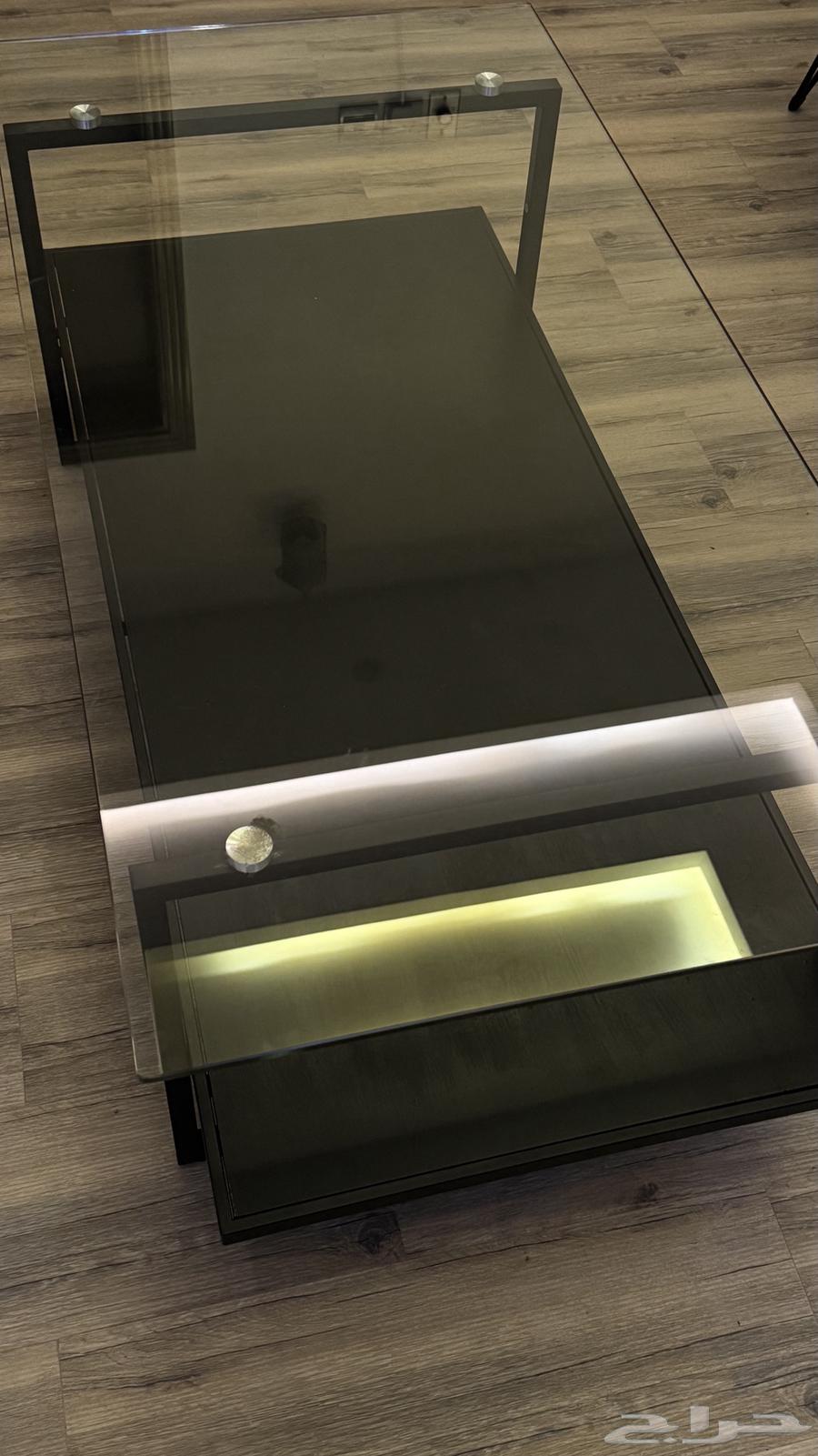 Glass table64497482080129110