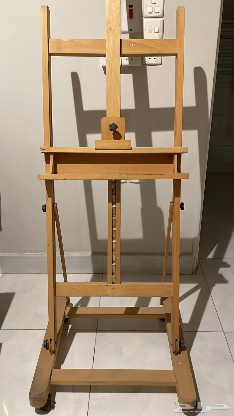 Drawing table for sale64501539558018111