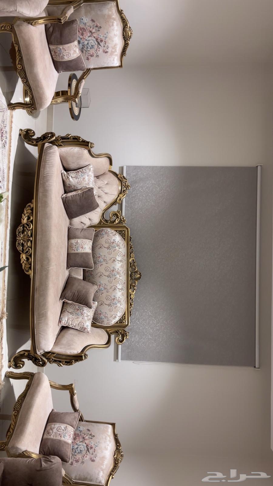 Sofa64495379282819111