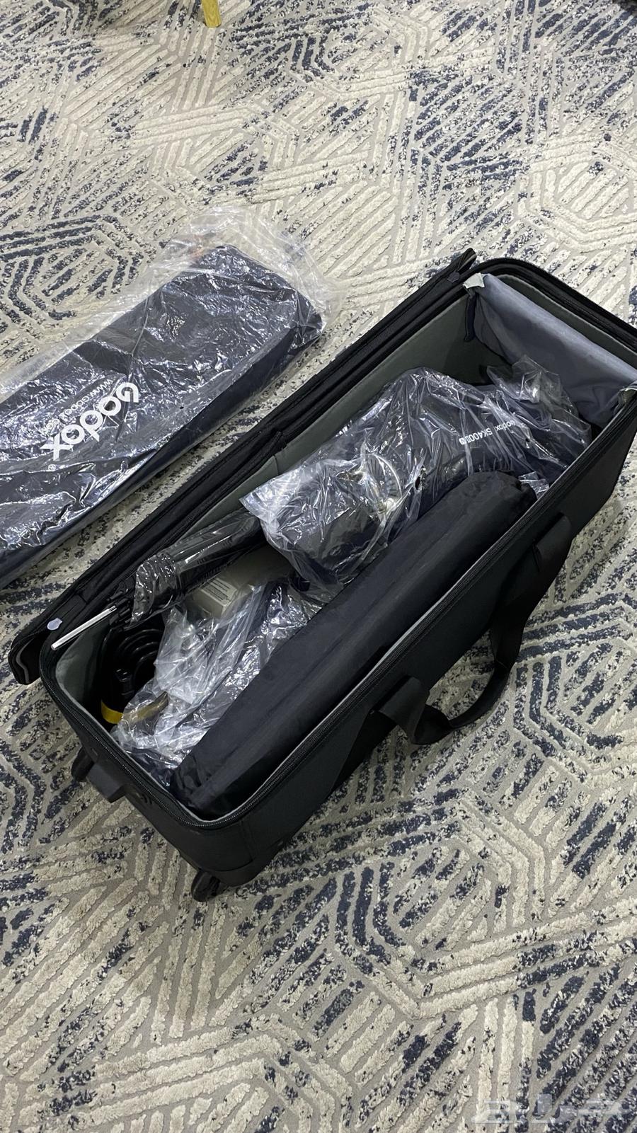 اضاءات تصوير قودكس - Godox  . جديدة وبحالتها الاصلية64499772989954113