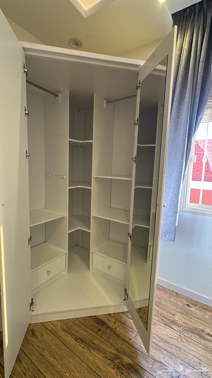 دولاب زاويه ابيض للبيع المستعجل64496255261571114