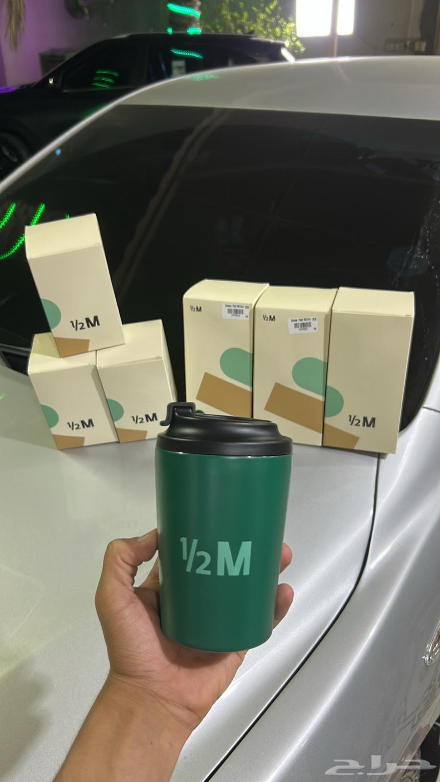 Green stool for sale, available in large and small sizes, priced at 8564494939470082113