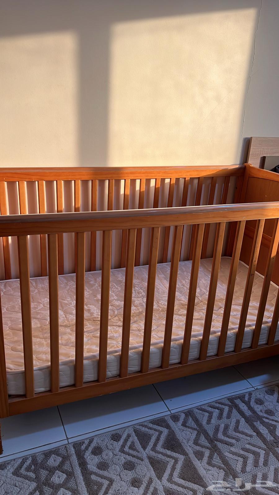 سرير أطفال كبير يكفي من عمر سنه إلى 6 سنوات64499062860034111