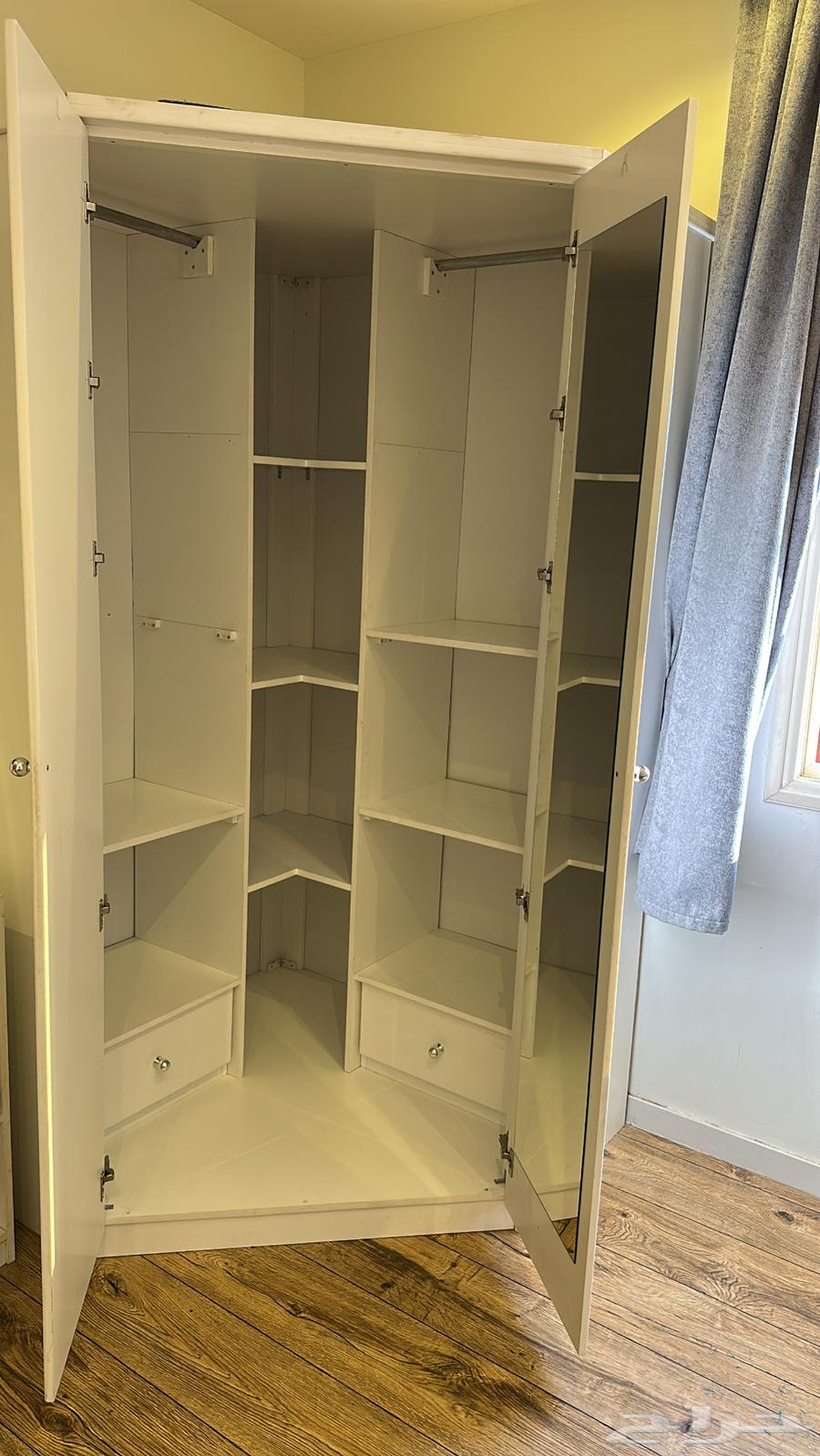 دولاب زاويه ابيض للبيع المستعجل64496255261571112