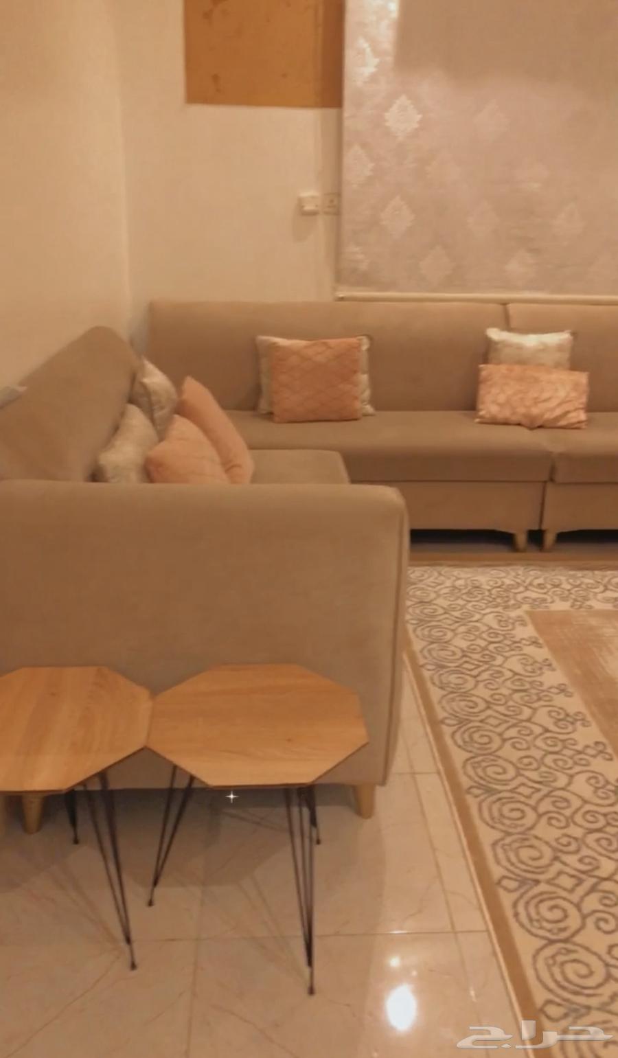 كنب من هوم بوكس للبيع64499507573763113