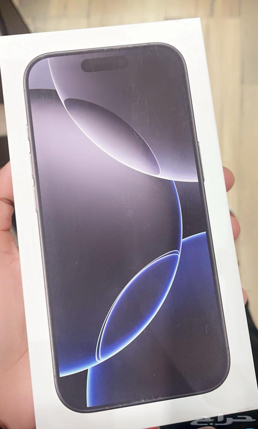 Used iPhone 16 Pro in excellent condition, only has a minor scratch on the back64502680040065110