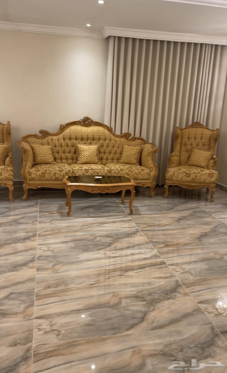 للبيع اثاث مستعمل وأدوات مطبخ64494925636994110