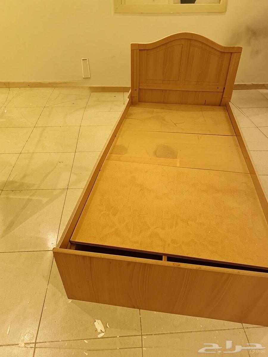 سرير خشب للبيع64501760932865110