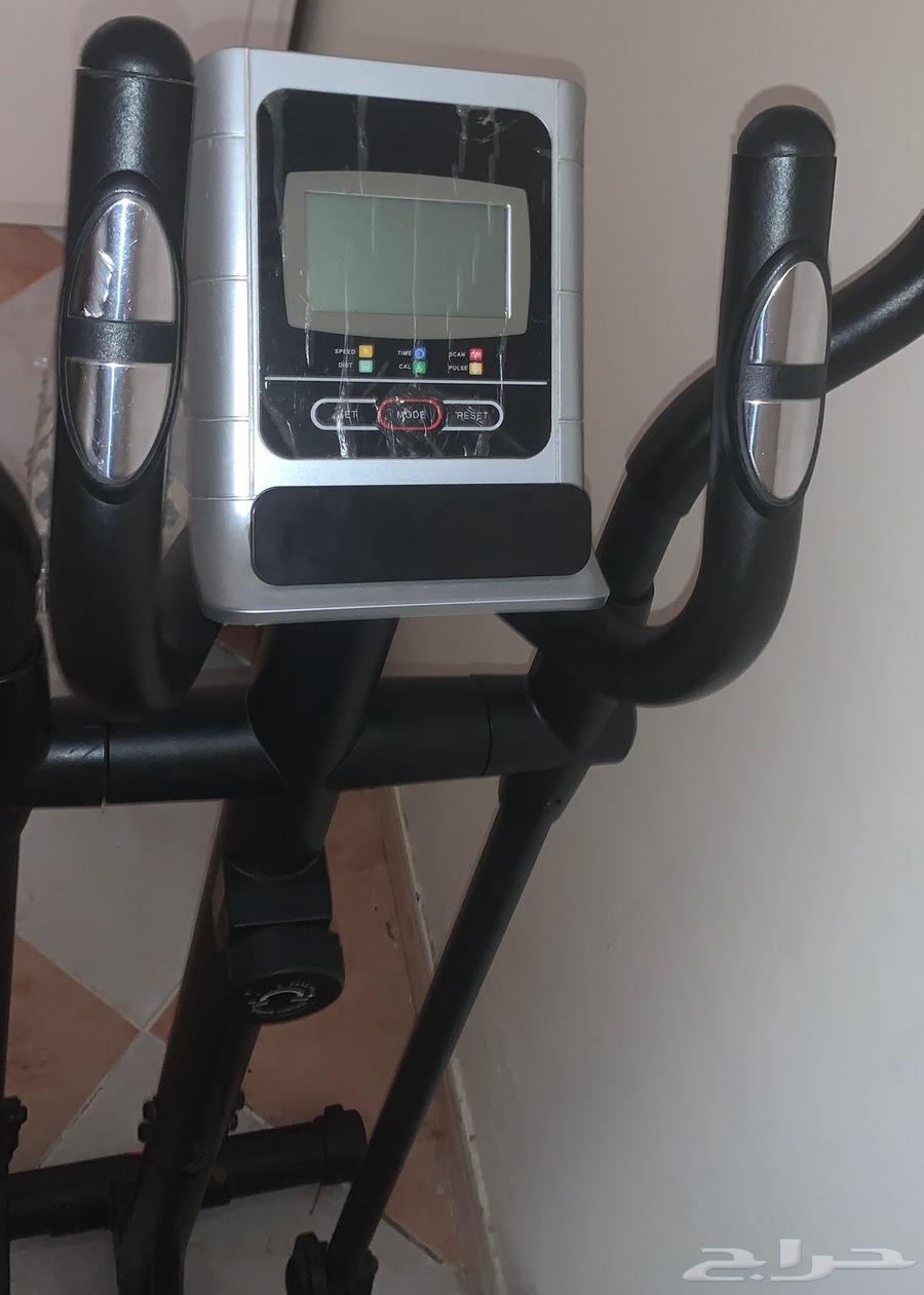للبيع جهاز رياضي أوربتراك (Elliptical Trainer)64495172994178112