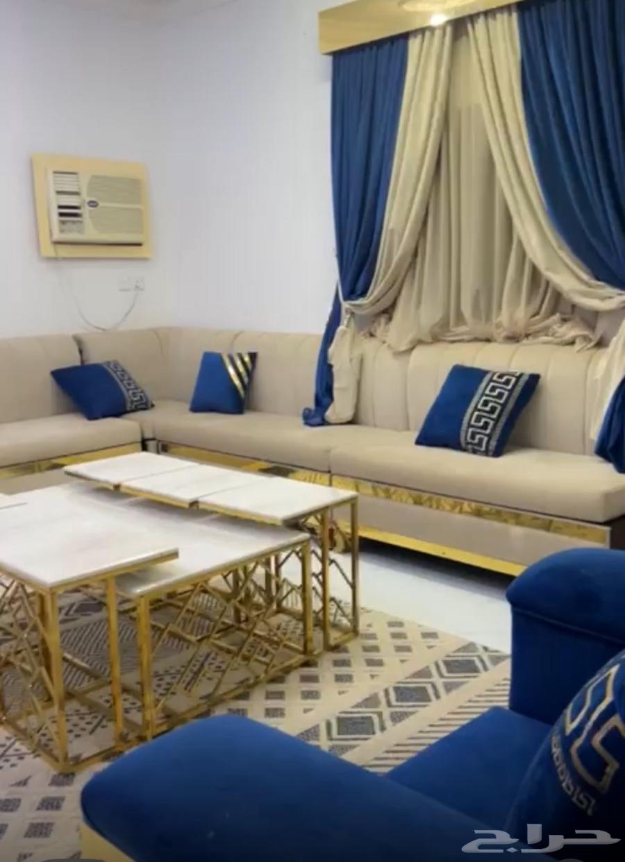 Sofa64497276300418112