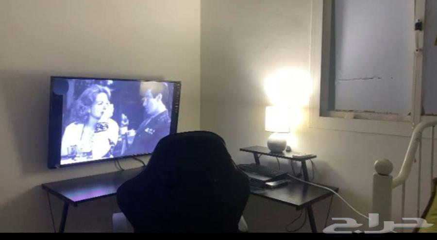 Gym chair and table64502254995843110