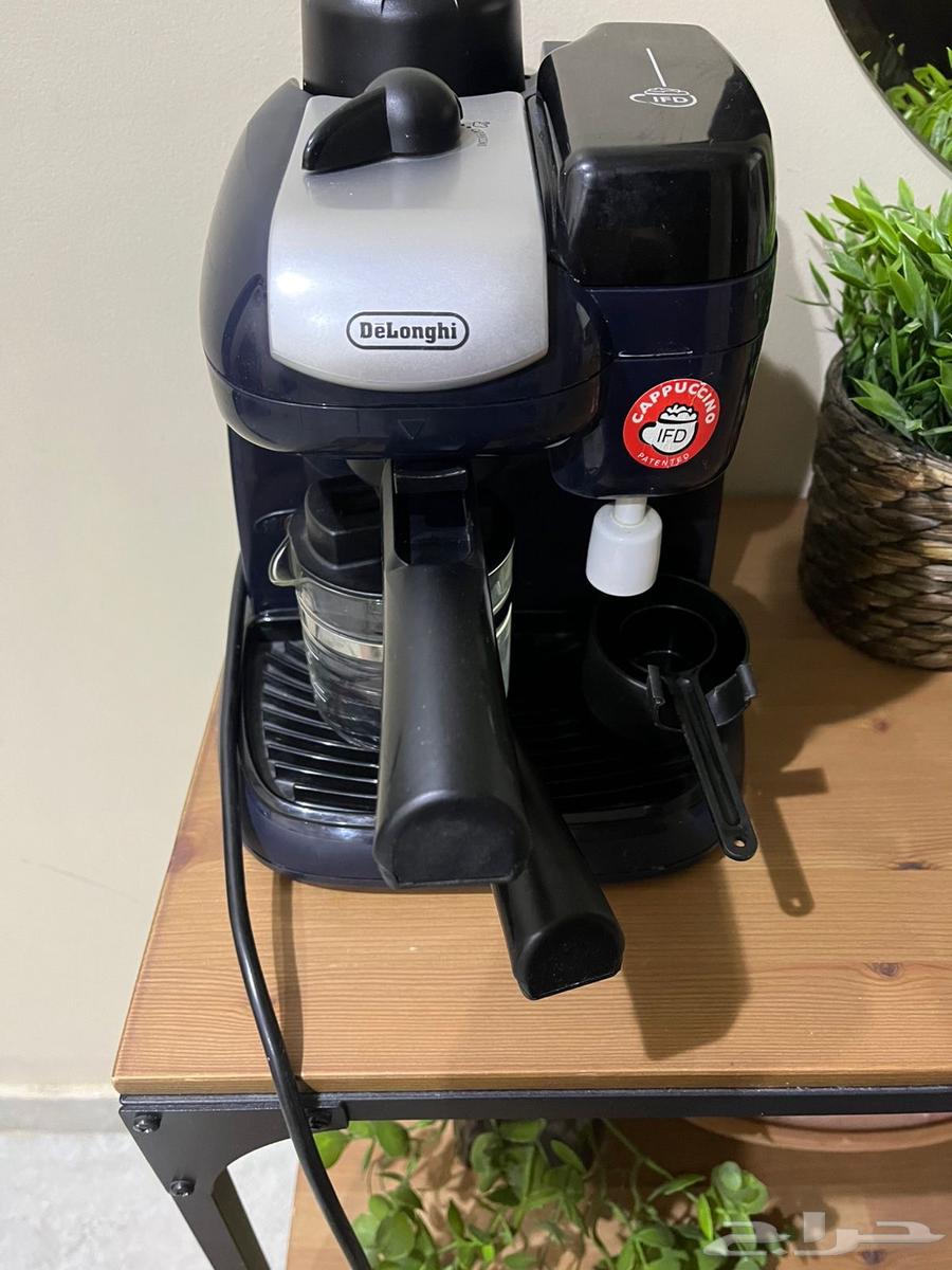 ماكينة قهوة ديلونجي شبه جديدة64498909934722111